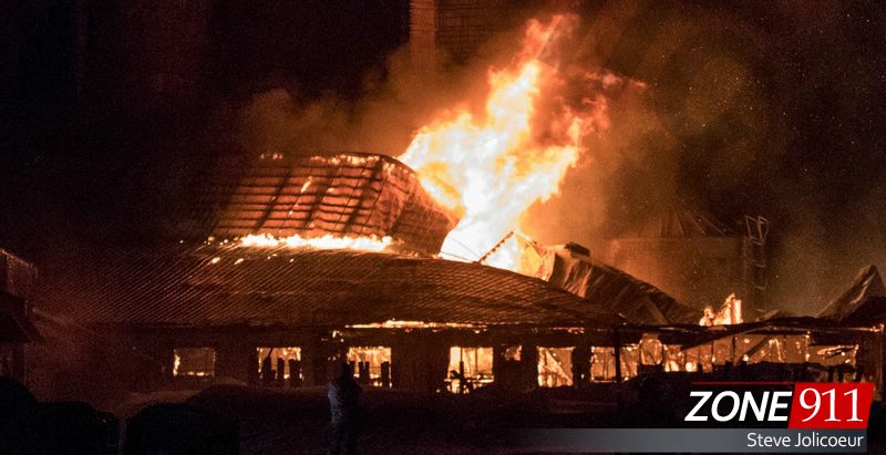 Incendie majeur dans une ferme laitière à St-Henri