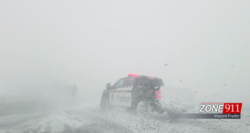 Plusieurs accidents et sorties de route et des conditions routières et météorologiques exécrables sur l'autoroute Dufferin-Montmorency (VIDEO)