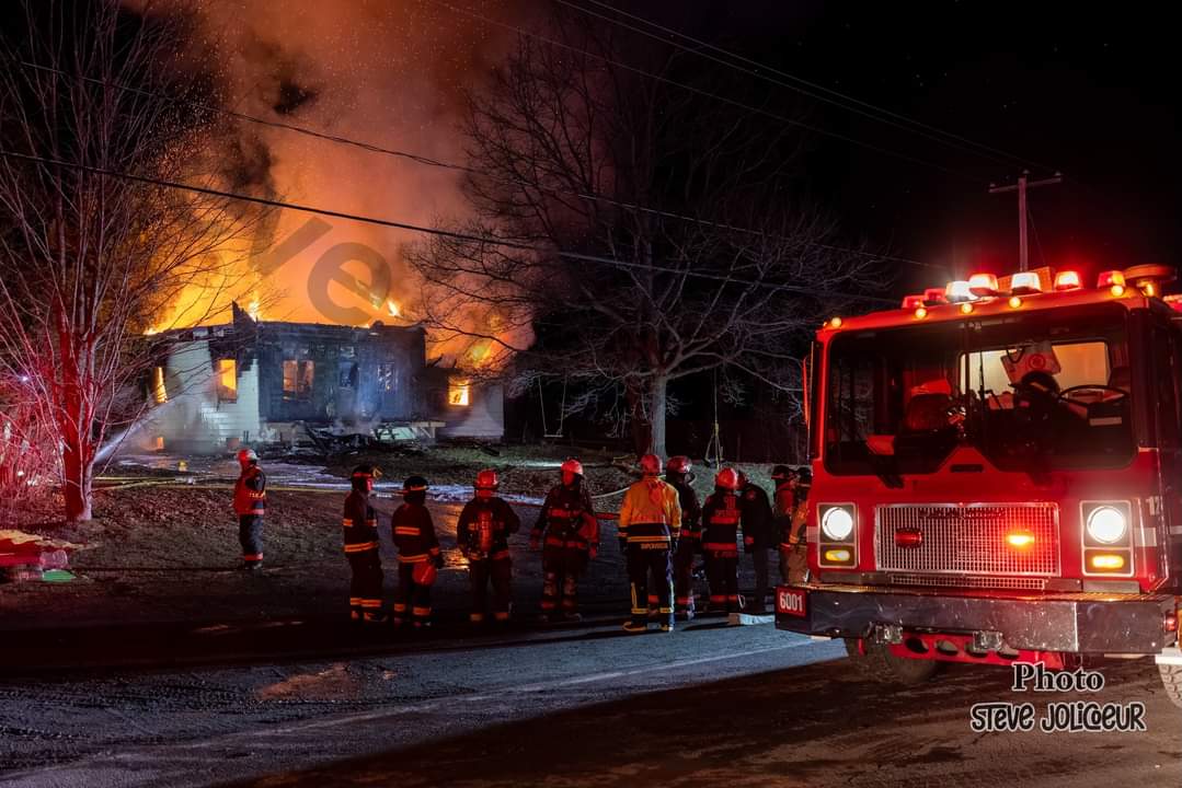 Un corps retrouvé dans les décombres de l'incendie majeur de St-Georges de Beauce