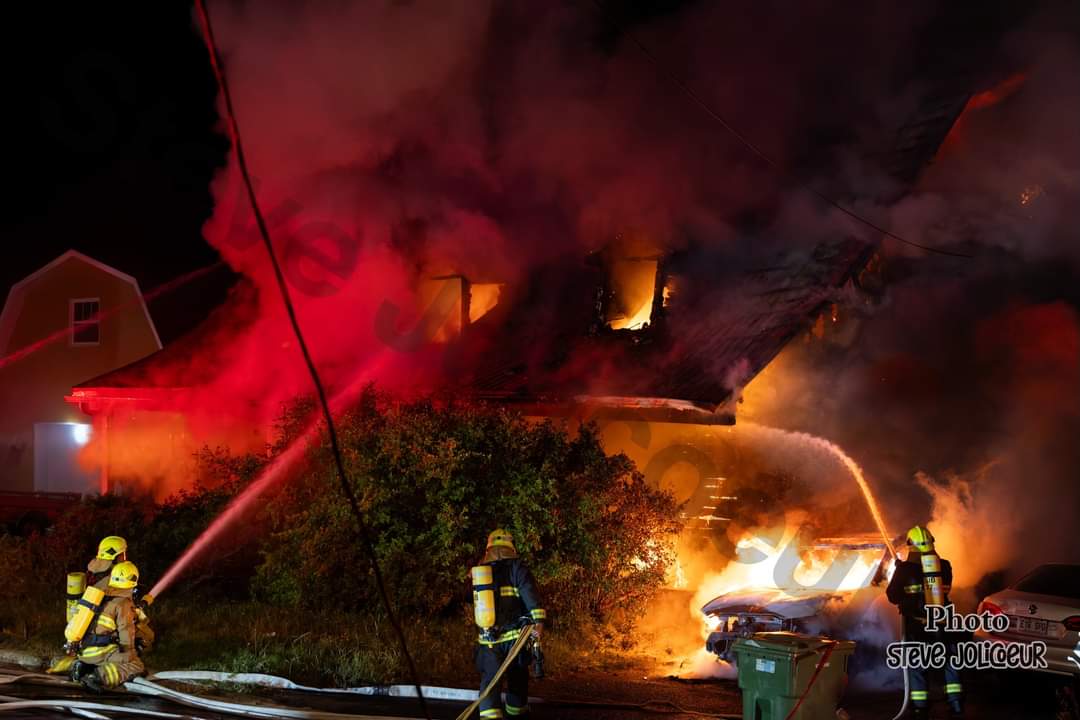 Incendie majeur dans une résidence de St-Ferréol-les-Neiges 