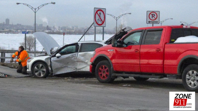Accident à l'intersection des Chutes et Dufferin-Montmorency