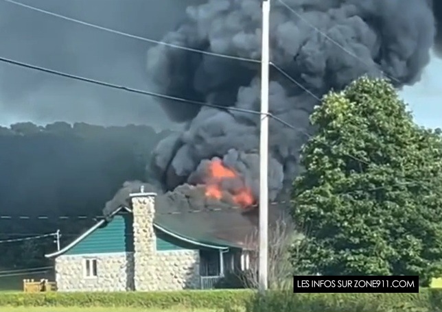 Incendie majeur à Irlande ( Thetford Mines ) : une résidence probablement une perte totale