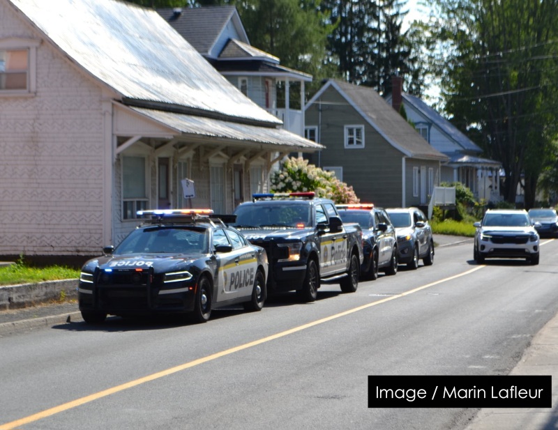 Messenger creation D38F6BD9 AC87 4480 91F0 D6877785BCD41W