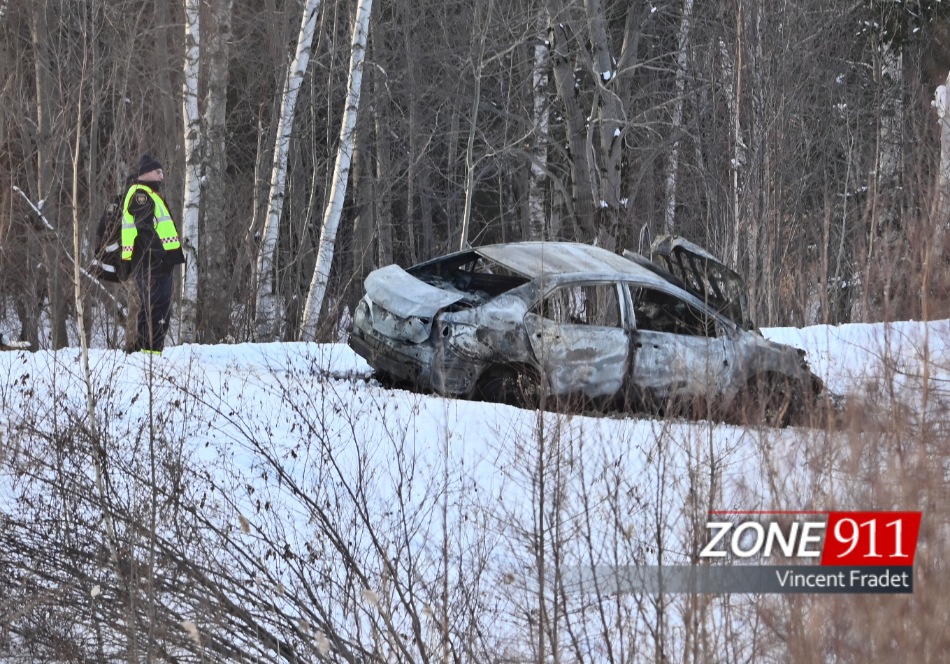 Québec - Incendie criminel sur un véhicule dans un secteur isolé de Neuchâtel